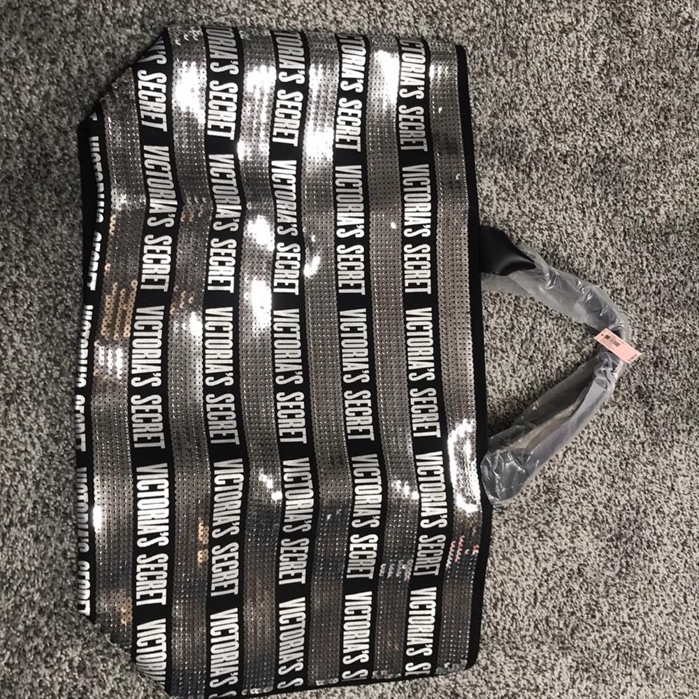 Victoria Secret Bag NWT!